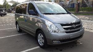 Микроавтобус 2) Микроавтобус Hyundai Starex.jpg